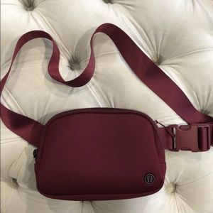 Lululemon belt bag